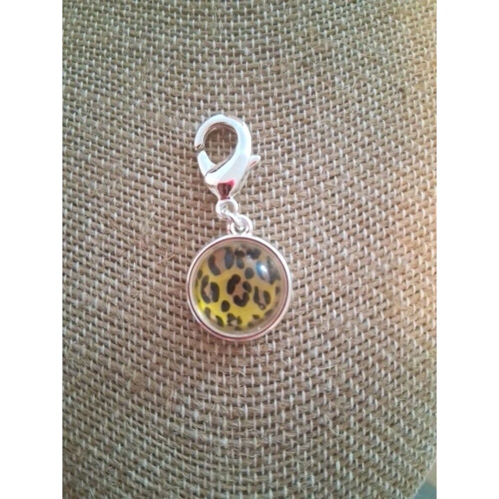 Chico's keychain